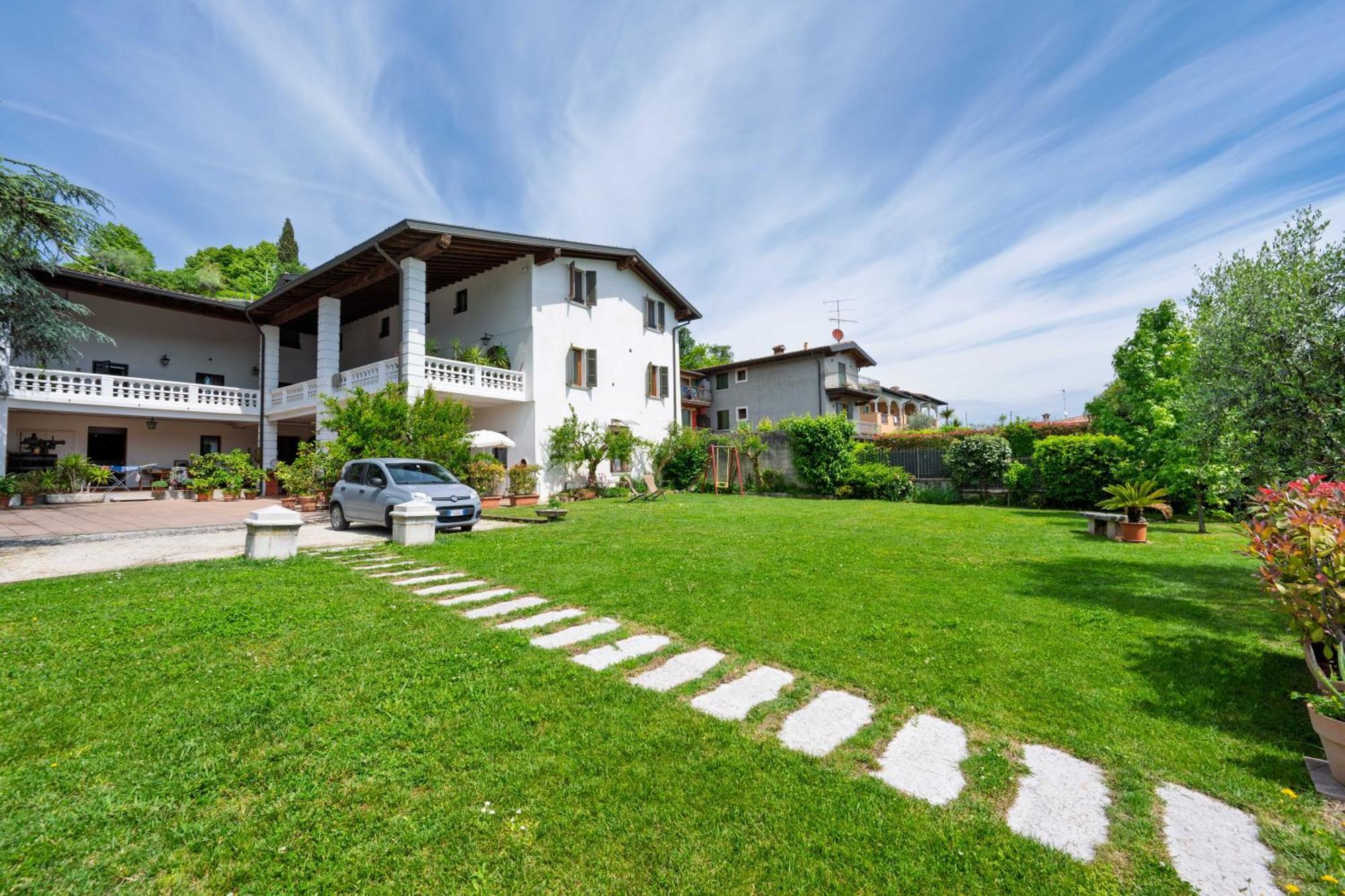 San Carlo Appartamenti Vacanze Soiano Del Lago Εξωτερικό φωτογραφία